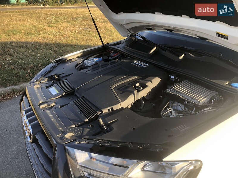 Внедорожник / Кроссовер Audi Q7 2016 в Лозовой