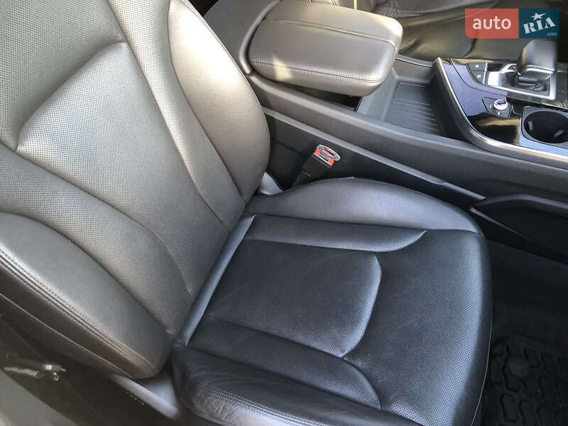 Внедорожник / Кроссовер Audi Q7 2016 в Лозовой