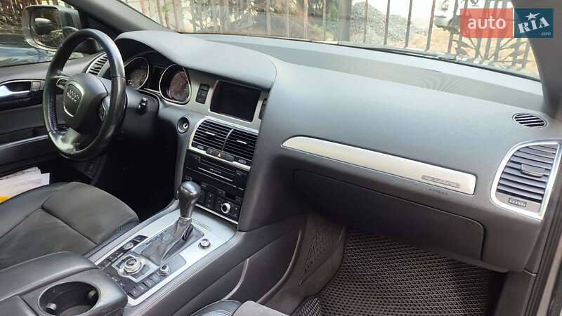 Внедорожник / Кроссовер Audi Q7 2009 в Хмельницком