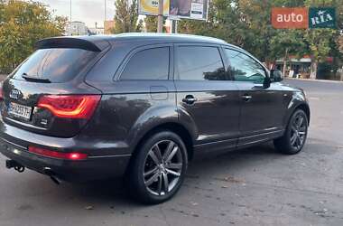 Внедорожник / Кроссовер Audi Q7 2010 в Одессе