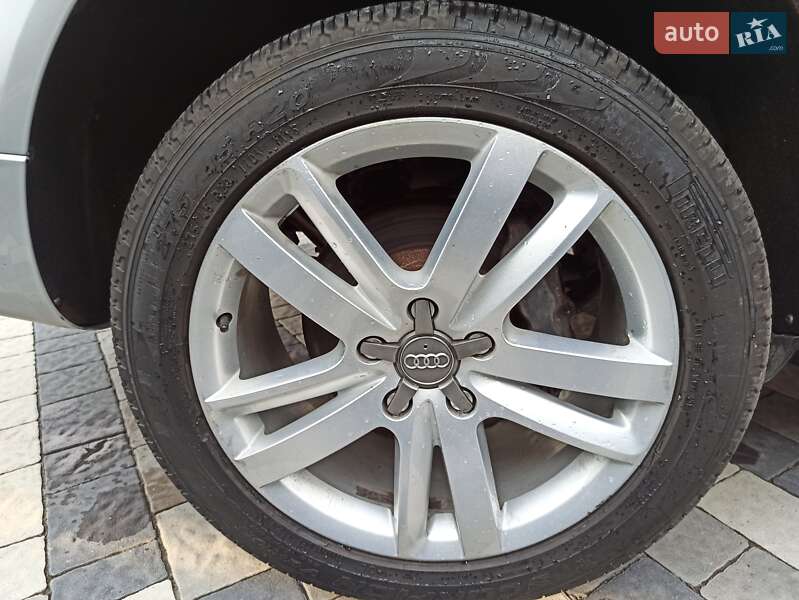 Позашляховик / Кросовер Audi Q7 2014 в Львові