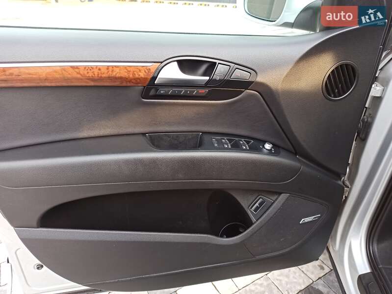 Внедорожник / Кроссовер Audi Q7 2014 в Львове