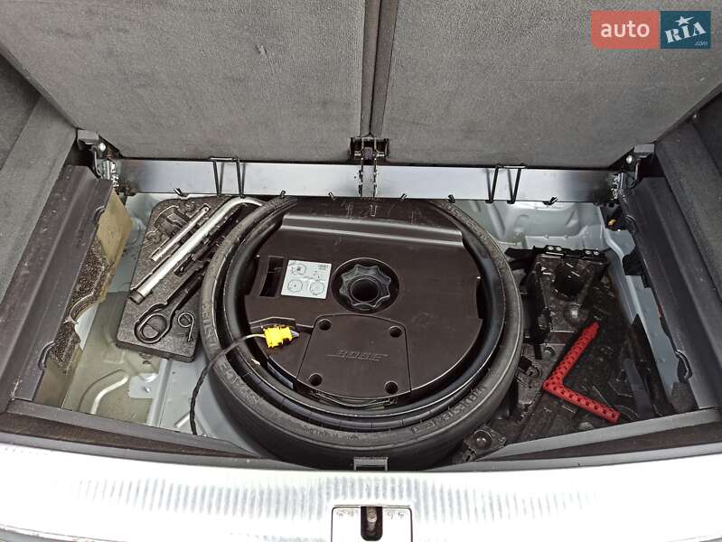Позашляховик / Кросовер Audi Q7 2014 в Львові