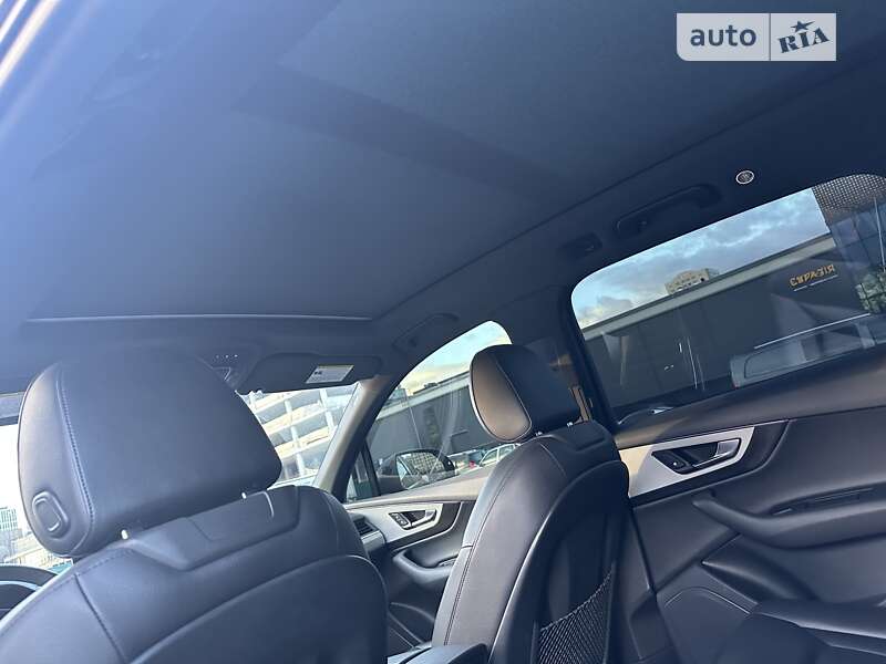 Внедорожник / Кроссовер Audi Q7 2019 в Киеве