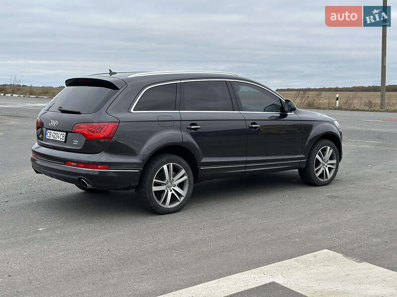 Позашляховик / Кросовер Audi Q7 2012 в Ніжині