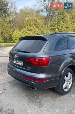 Позашляховик / Кросовер Audi Q7 2014 в Львові