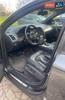 Позашляховик / Кросовер Audi Q7 2014 в Львові