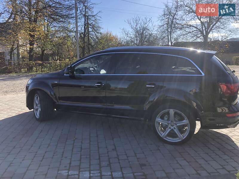 Позашляховик / Кросовер Audi Q7 2015 в Коломиї