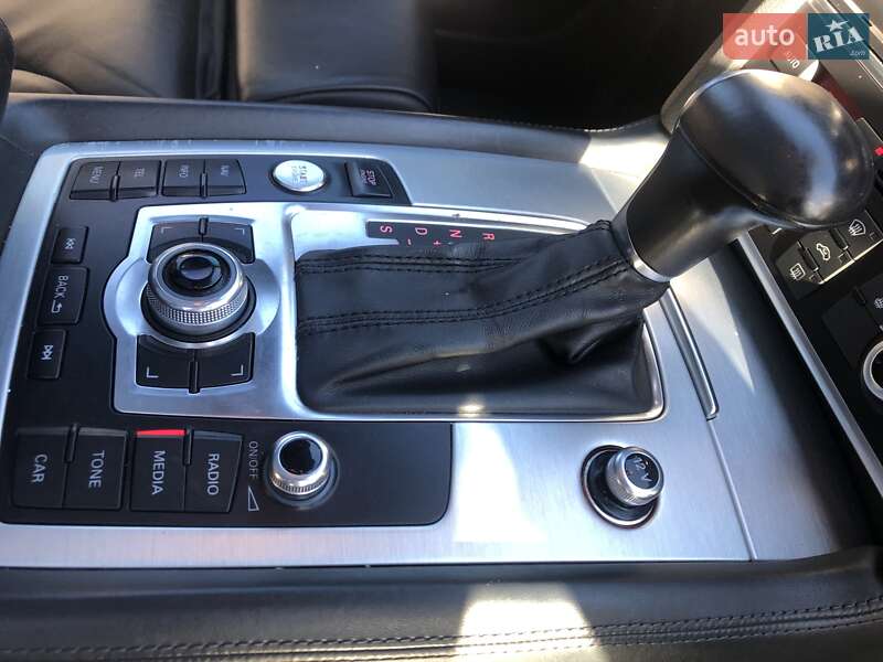 Позашляховик / Кросовер Audi Q7 2015 в Коломиї