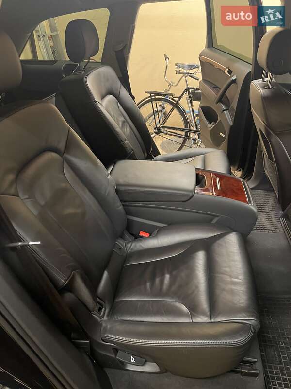 Внедорожник / Кроссовер Audi Q7 2015 в Запорожье