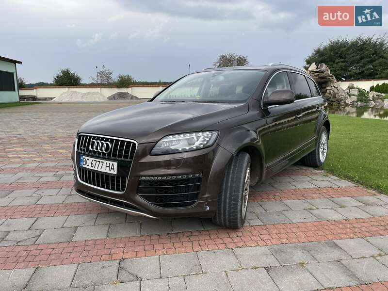 Внедорожник / Кроссовер Audi Q7 2014 в Городке