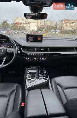 Позашляховик / Кросовер Audi Q7 2019 в Чернівцях
