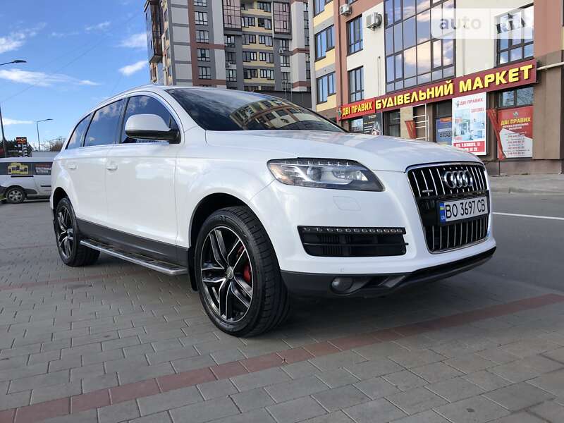 Внедорожник / Кроссовер Audi Q7 2010 в Тернополе