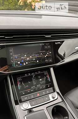 Внедорожник / Кроссовер Audi Q7 2019 в 