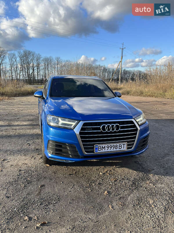 Внедорожник / Кроссовер Audi Q7 2016 в Сумах