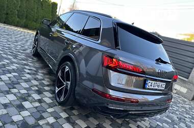Внедорожник / Кроссовер Audi Q7 2019 в 