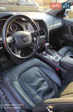 Внедорожник / Кроссовер Audi Q7 2014 в 