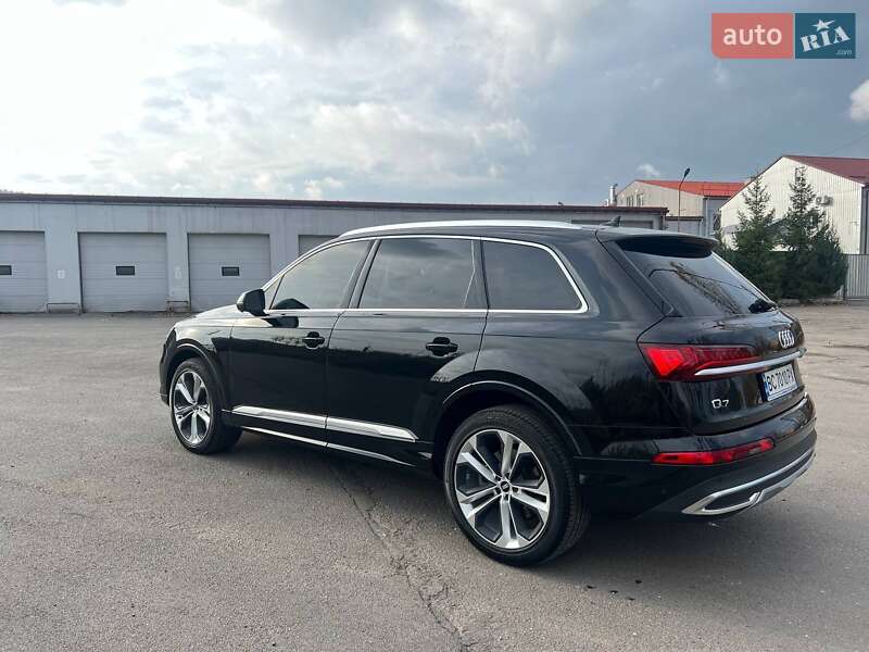 Внедорожник / Кроссовер Audi Q7 2021 в Львове