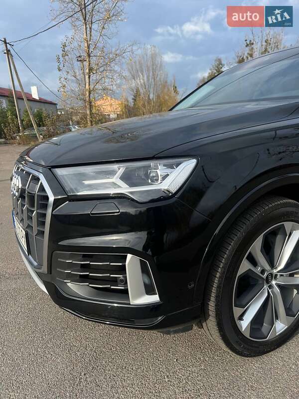 Внедорожник / Кроссовер Audi Q7 2021 в Львове