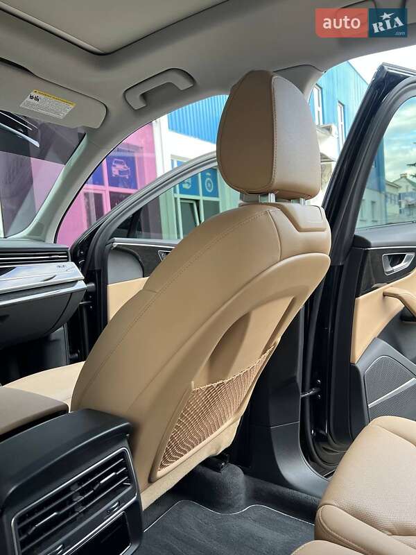 Внедорожник / Кроссовер Audi Q7 2021 в Львове