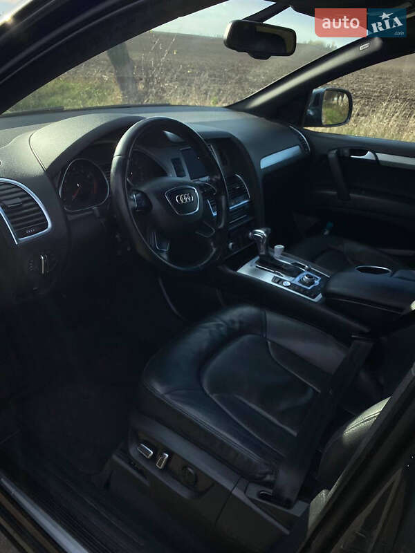 Внедорожник / Кроссовер Audi Q7 2014 в Луцке