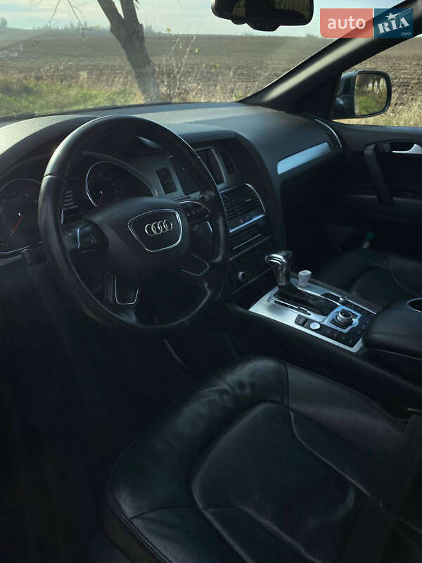 Внедорожник / Кроссовер Audi Q7 2014 в Луцке