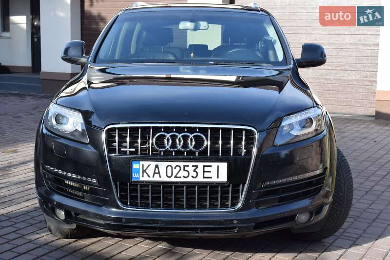 Внедорожник / Кроссовер Audi Q7 2006 в Киеве
