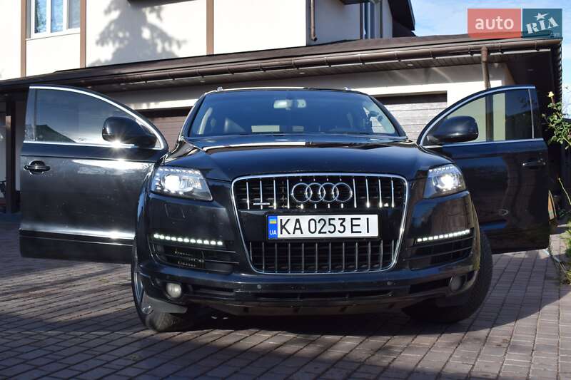 Внедорожник / Кроссовер Audi Q7 2006 в Киеве