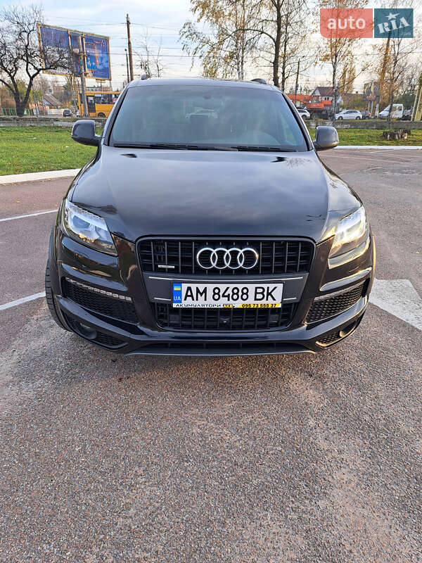 Внедорожник / Кроссовер Audi Q7 2015 в Житомире