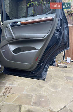 Внедорожник / Кроссовер Audi Q7 2006 в 