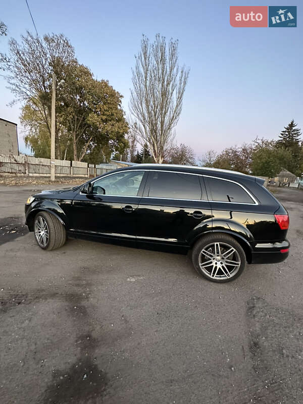 Позашляховик / Кросовер Audi Q7 2008 в Царичанці