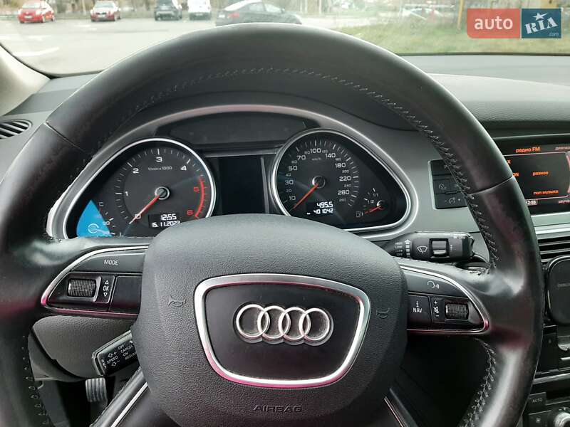 Позашляховик / Кросовер Audi Q7 2013 в Києві фото 12 Позашляховик / Кросовер Audi Q7 2013 в Києві
