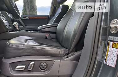 Внедорожник / Кроссовер Audi Q7 2013 в Хотине