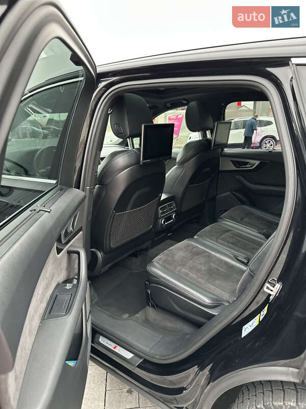 Внедорожник / Кроссовер Audi Q7 2016 в Хусте фото 10 Внедорожник / Кроссовер Audi Q7 2016 в Хусте