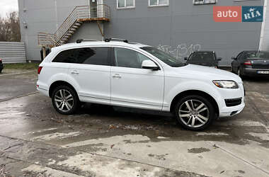 Внедорожник / Кроссовер Audi Q7 2014 в 