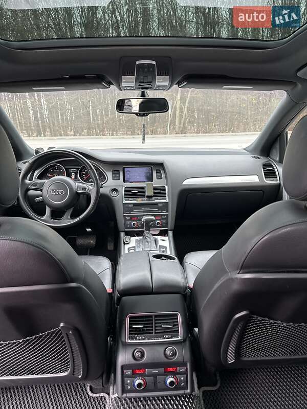 Позашляховик / Кросовер Audi Q7 2011 в Вінниці