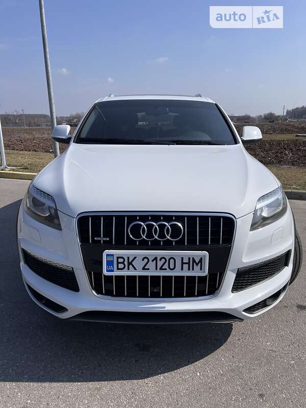 Позашляховик / Кросовер Audi Q7 2013 в Полтаві