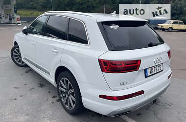 Позашляховик / Кросовер Audi Q7 2017 в Рівному