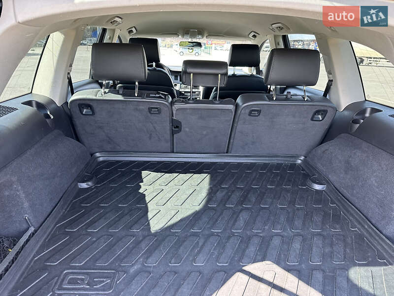 Внедорожник / Кроссовер Audi Q7 2013 в Львове