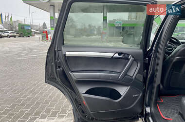 Позашляховик / Кросовер Audi Q7 2012 в 
