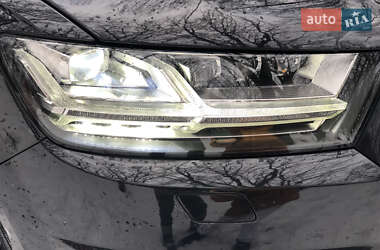 Внедорожник / Кроссовер Audi Q7 2016 в 
