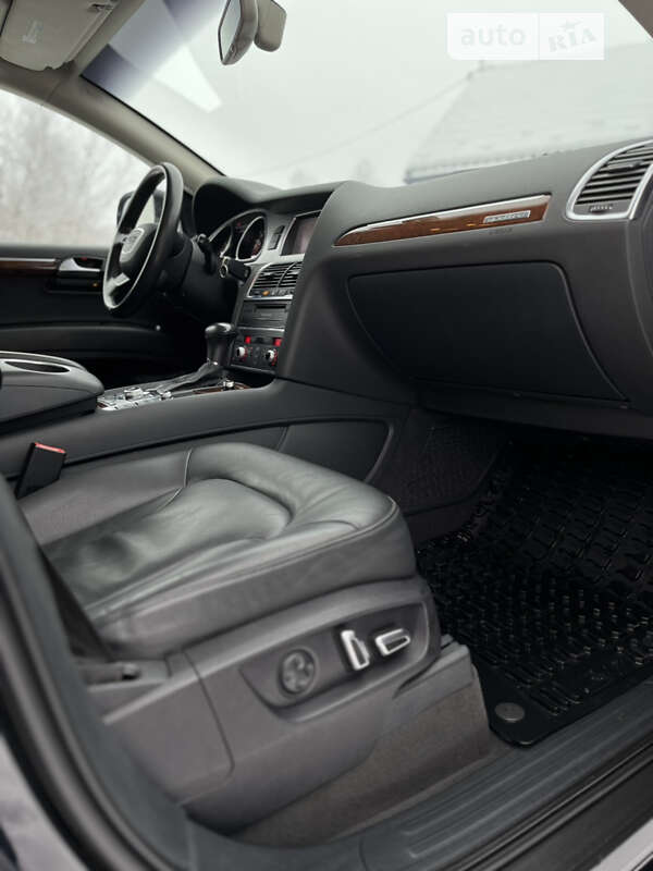 Внедорожник / Кроссовер Audi Q7 2013 в Богородчанах