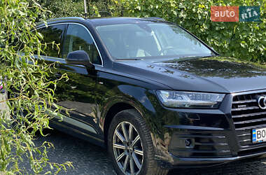 Внедорожник / Кроссовер Audi Q7 2016 в 