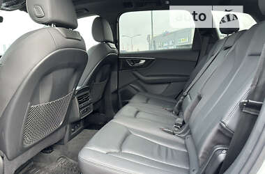 Внедорожник / Кроссовер Audi Q7 2020 в 