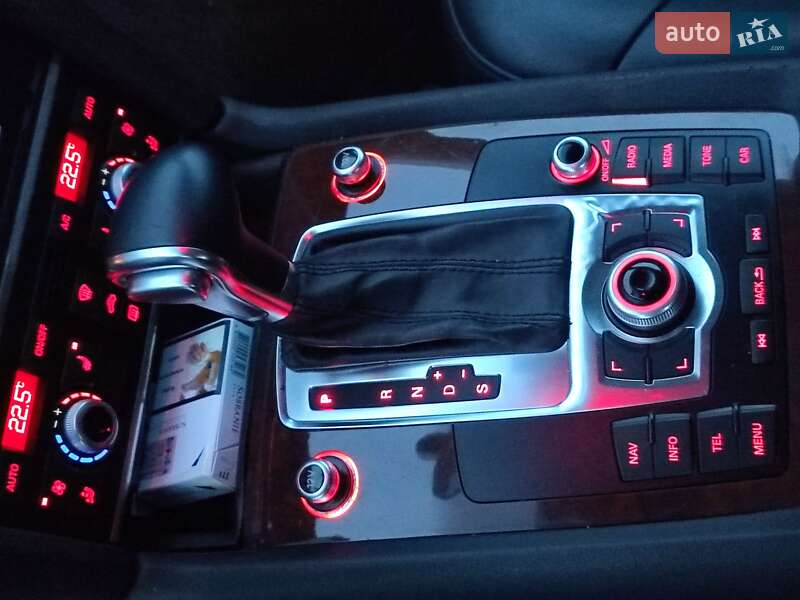 Внедорожник / Кроссовер Audi Q7 2013 в Стрые