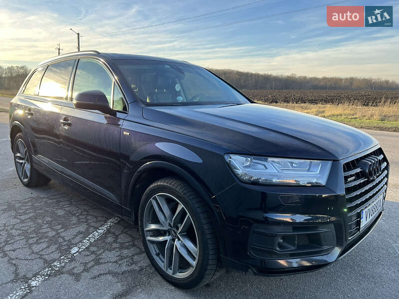 Внедорожник / Кроссовер Audi Q7 2016 в Белой Церкви