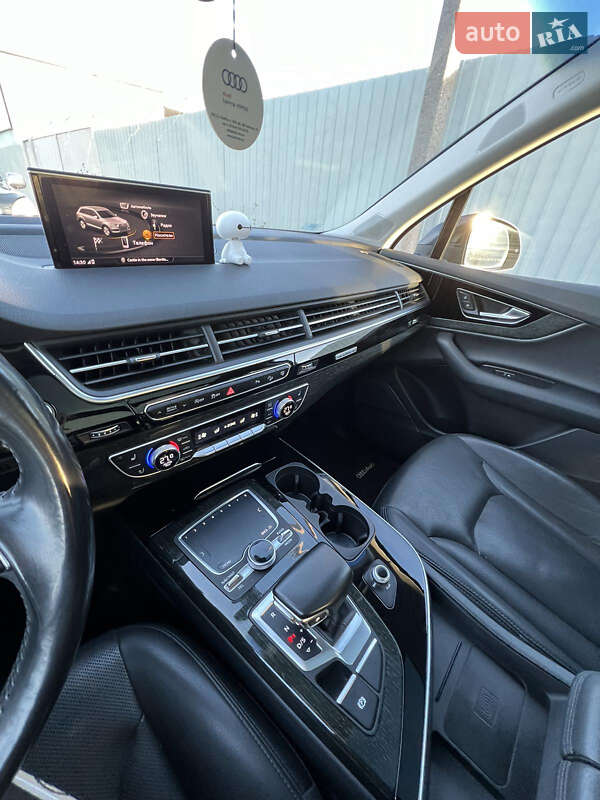 Внедорожник / Кроссовер Audi Q7 2016 в Белой Церкви