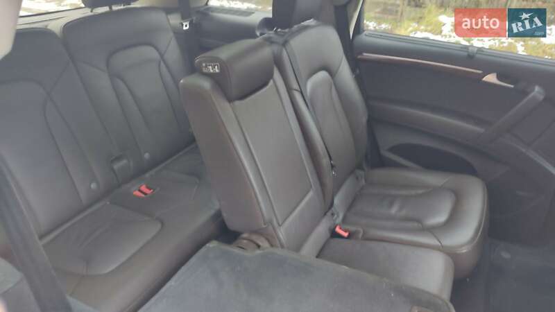 Позашляховик / Кросовер Audi Q7 2013 в Львові