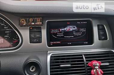 Позашляховик / Кросовер Audi Q7 2013 в Радивиліві