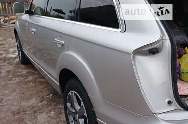 Внедорожник / Кроссовер Audi Q7 2006 в 